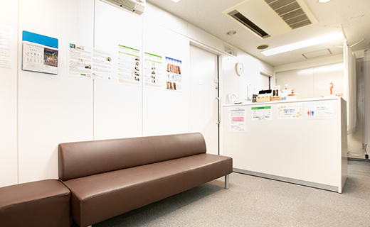 下肢静脈瘤の治療に特化。QOLを改善し、健康長寿を後押しする