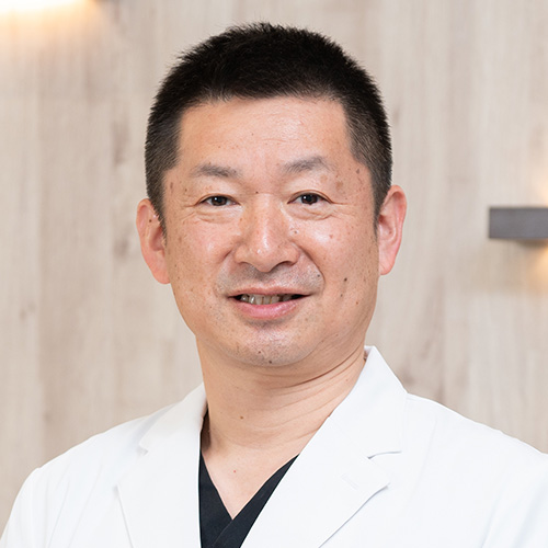 変形性関節症治療の新たな選択肢。採血と注射で行える再生医療