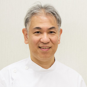 患者様に負担の少ないレーザーメスによる日帰り眼瞼下垂手術